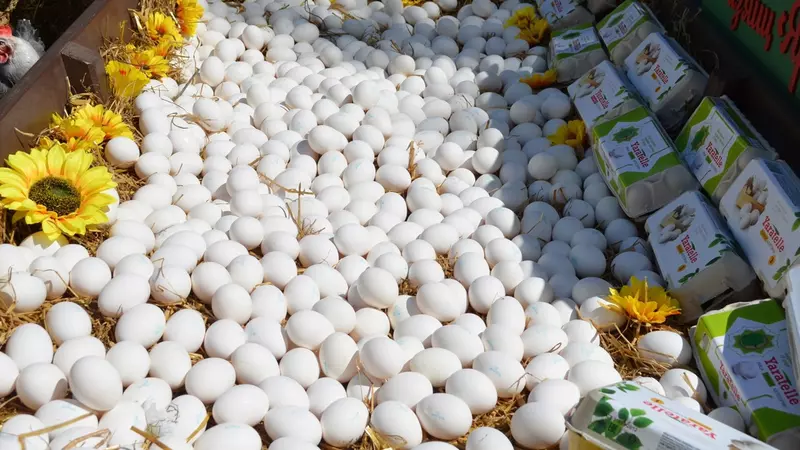 Яйца снова начали дорожать к Пасхе в Свердловской области