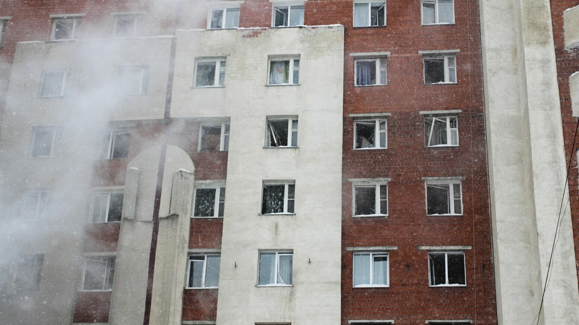 Мужчина погиб при пожаре в жилом доме в Лесном